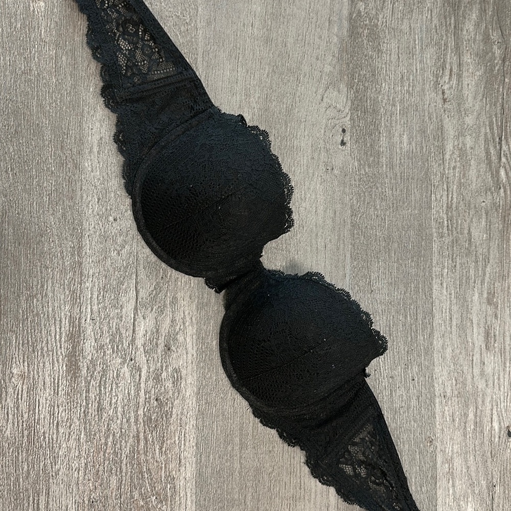 Gap strapless body bra 36c